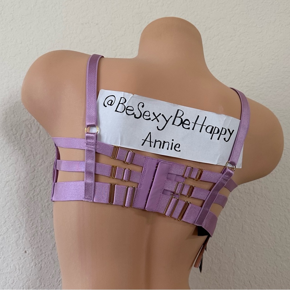 38D VICTORIA SECRET BRA - Picture 3 of 5